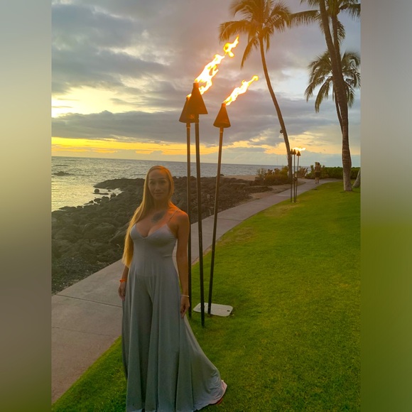 OUT OF OFFICE MEXICO🐬 closet temporarily CLOSED 😎 - Picture 12 of 17